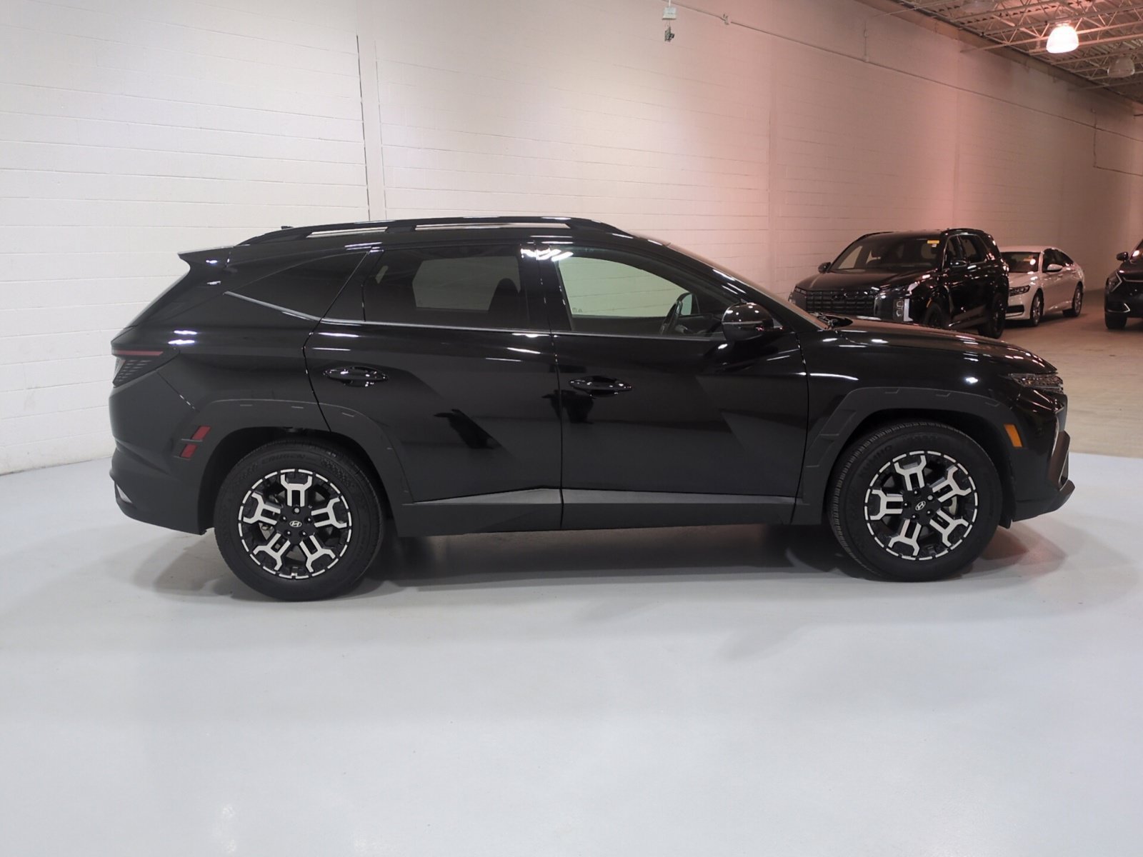Certified 2025 Hyundai Tucson XRT FWD image 2