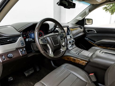 Used 2015 GMC Yukon Denali w/ Open Road Package RWD image 19