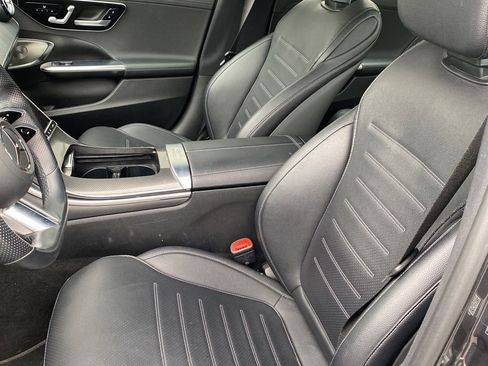 Certified 2022 Mercedes-Benz C 300 Sedan image 6