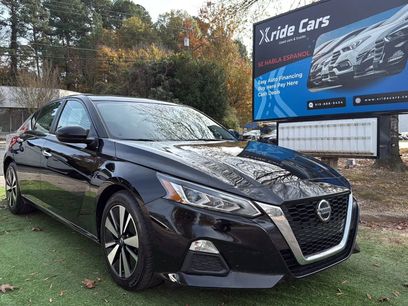 Used 2022 Nissan Altima 2.5 SV