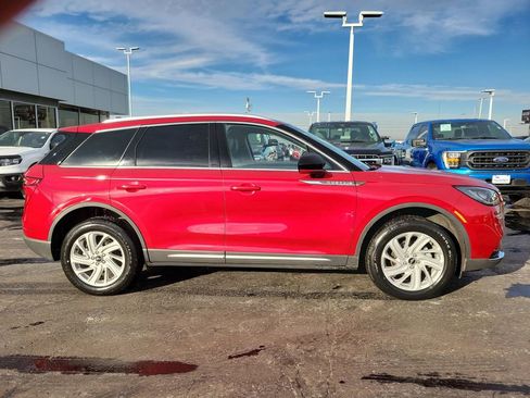 Certified 2022 Lincoln Corsair FWD image 3