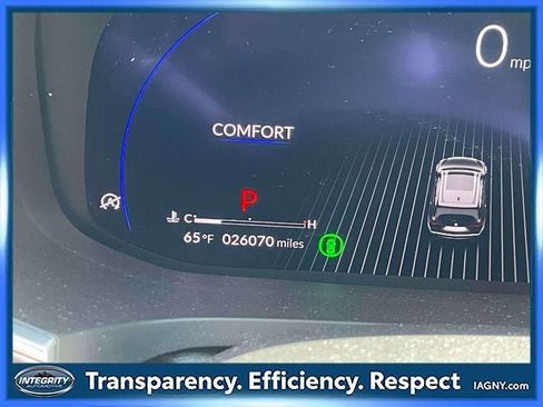 Used 2023 Acura MDX SH-AWD image 25