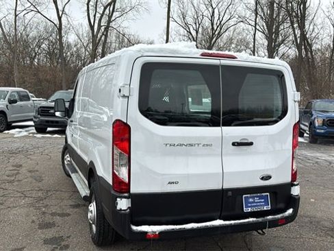 Certified 2023 Ford Transit 250 Low Roof AWD w/ Exterior Upgrade Package image 5