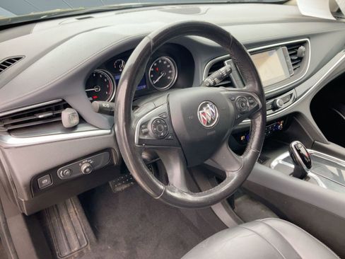 Used 2020 Buick Enclave Premium w/ Sun and Sites Package image 4