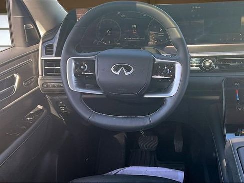 Used 2025 INFINITI QX80 Luxe w/ Exterior Package image 5