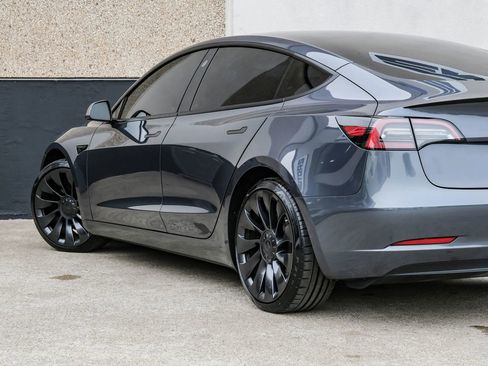 Used 2023 Tesla Model 3 Performance image 14