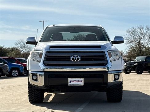Used 2015 Toyota Tundra SR5 image 2
