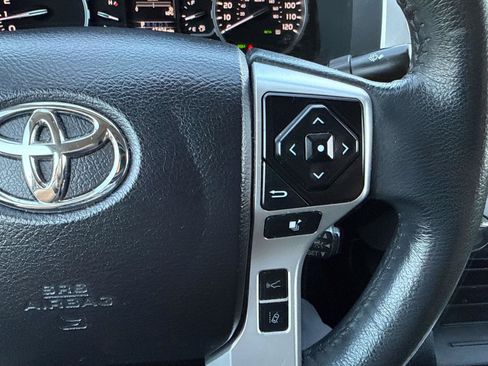 Used 2021 Toyota Tundra Limited w/ Limited Premium Package AWD/4WD image 25