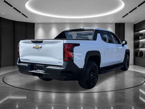 Certified 2024 Chevrolet Silverado EV W/T AWD/4WD image 4