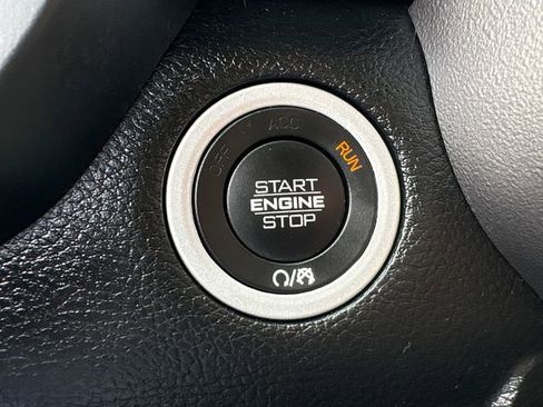 Used 2021 RAM 1500 Laramie w/ Sport Appearance Package image 30