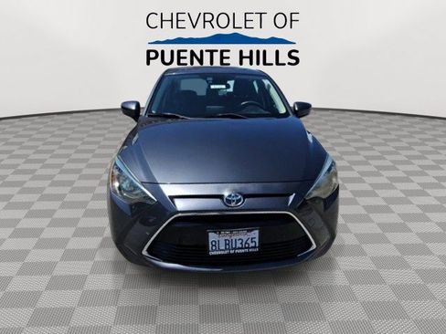 Used 2018 Toyota Yaris iA FWD image 3