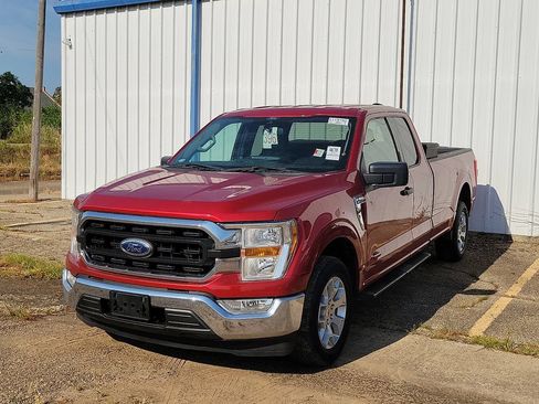 Used 2021 Ford F150 XLT w/ Equipment Group 301A Mid RWD image 2