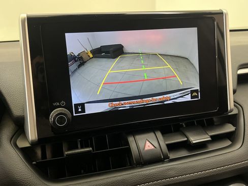 Used 2023 Toyota RAV4 XLE w/ Convenience Package FWD image 18