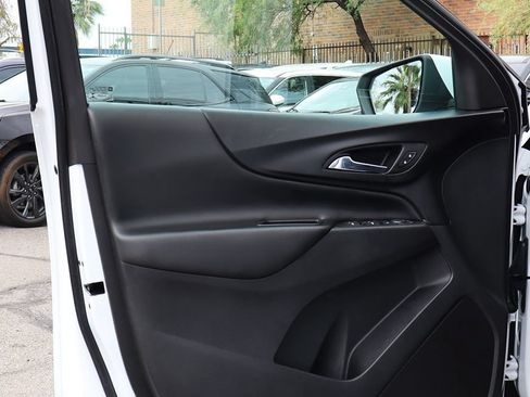 Used 2022 Chevrolet Equinox LT FWD image 36
