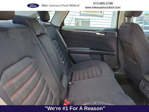Used 2016 Ford Fusion SE w/ Equipment Group 201A FWD image 23