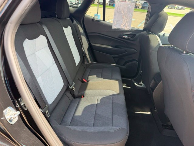Certified 2024 Chevrolet Trax RS w/ Sunroof Package FWD image 29