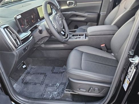 New 2025 Kia Sorento S w/ Panoramic Sunroof Package image 4