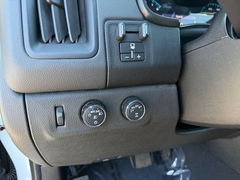Used 2021 Chevrolet Colorado LT w/ LT Convenience Package AWD/4WD image 26