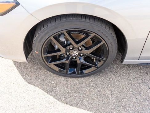 Used 2026 Honda Civic Sport image 14