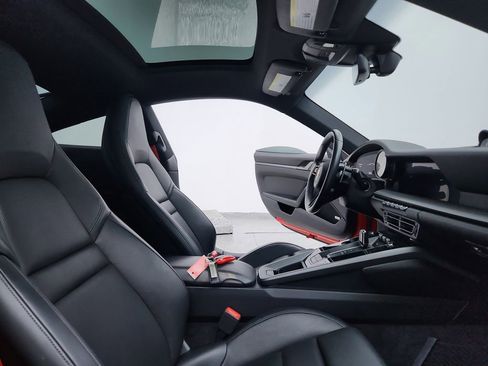 Used 2021 Porsche 911 Carrera 4S image 33