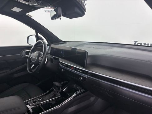 Used 2025 Kia Sorento SX Prestige image 36