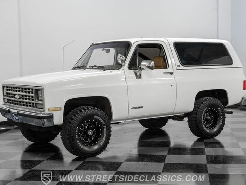 Used 1990 Chevrolet Blazer 4WD image 5