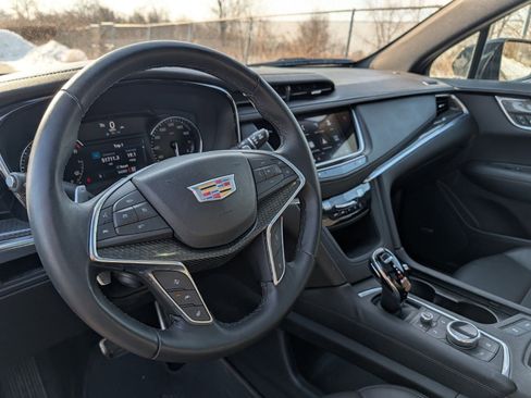 Certified 2022 Cadillac XT5 Sportv AWD/4WD image 33