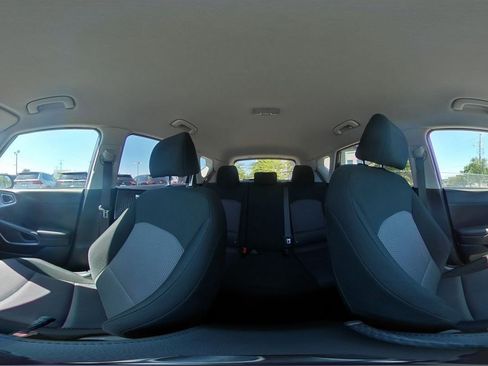 Used 2025 Kia Soul LX w/ LX Technology Package image 40