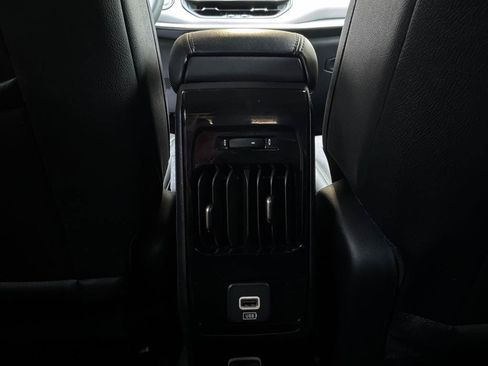 Used 2025 Jeep Compass Limited AWD/4WD image 12