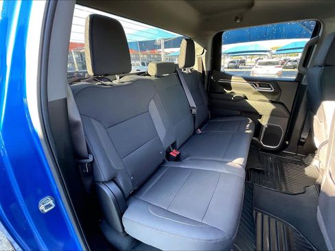 Used 2025 Chevrolet Silverado 1500 LT RWD image 19