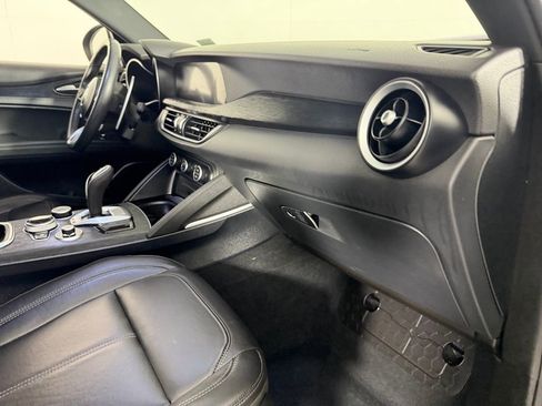 Used 2023 Alfa Romeo Stelvio Sprint RWD image 32