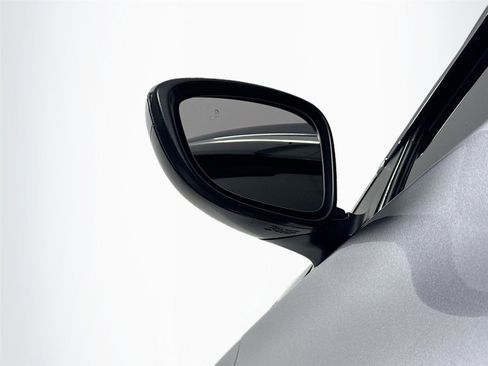 Used 2019 Honda Accord EX image 5