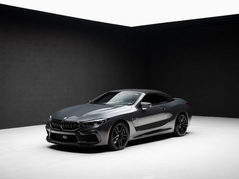 Used 2022 BMW M8 Competition w/ M Carbon Exterior Package AWD/4WD image 4