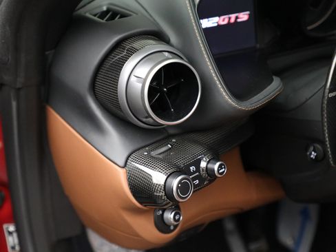 Certified 2022 Ferrari 812 GTS image 22