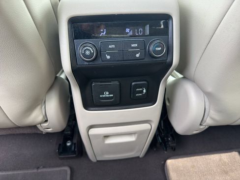Used 2017 GMC Acadia Denali w/ Technology Package AWD/4WD image 11
