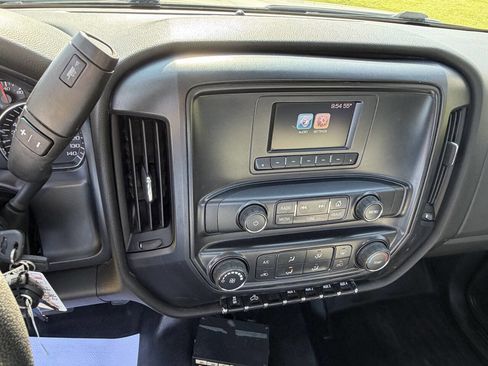 Used 2016 Chevrolet Silverado 2500 W/T AWD/4WD image 41