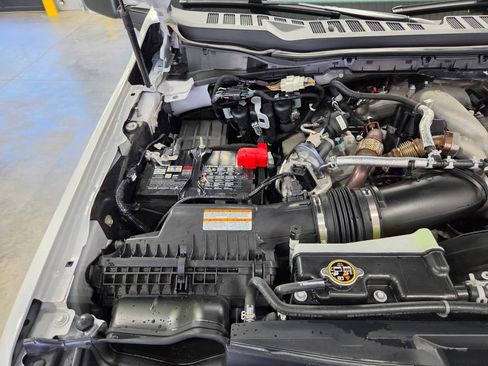 Used 2025 Ford F250 Platinum AWD/4WD image 52