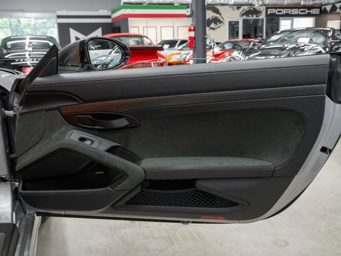 Used 2025 Porsche 718 Boxster Spyder RS RWD image 47