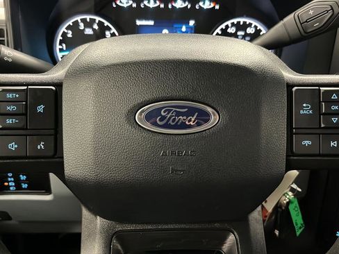 Used 2025 Ford F250 XL w/ XL Off-Road Package AWD/4WD image 15