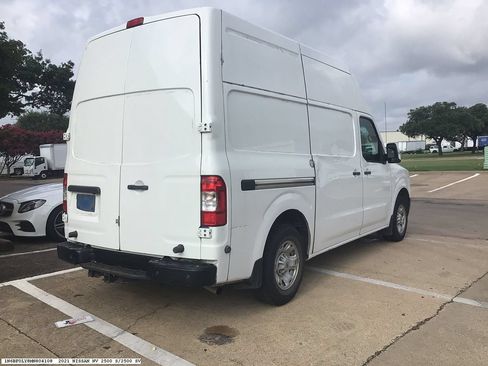 Used 2021 Nissan NV 2500 SV w/ Navigation Package RWD image 4