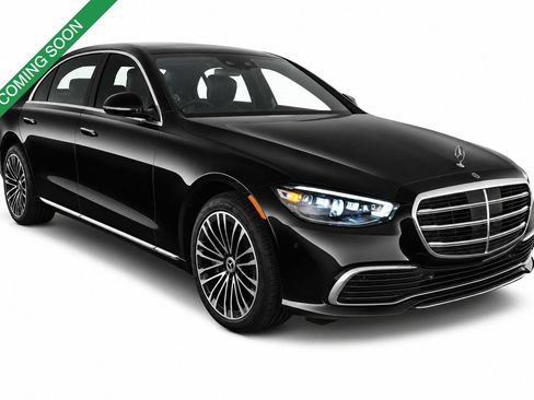Used 2024 Mercedes-Benz S 580 4MATIC Sedan image 2