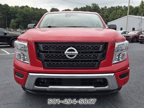 Used 2023 Nissan Titan SV RWD image 8