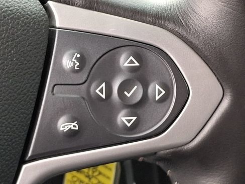 Used 2020 Chevrolet Colorado LT w/ Safety Package RWD image 22