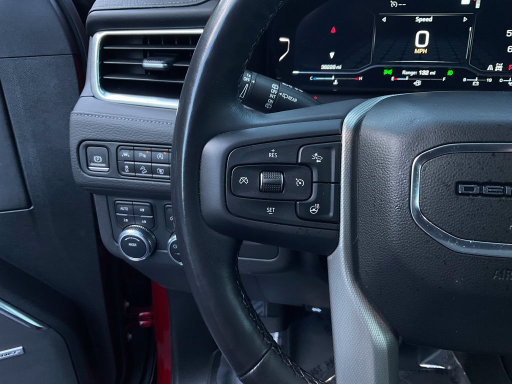 Used 2022 GMC Yukon Denali AWD/4WD image 11