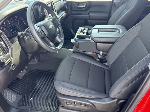 Used 2024 Chevrolet Silverado 2500 Custom w/ Custom Convenience Package image 11