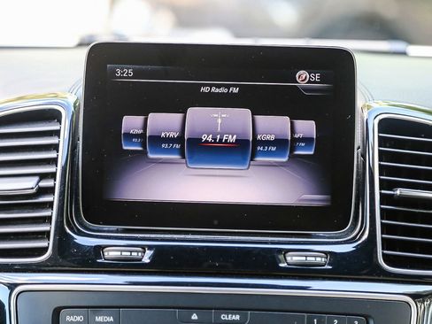 Used 2018 Mercedes-Benz GLS 450 4MATIC image 12