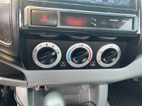Used 2007 Toyota Tacoma 2WD Regular Cab w/ Enhancement Pkg image 12