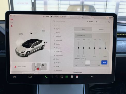 Used 2018 Tesla Model 3 Performance AWD/4WD image 19