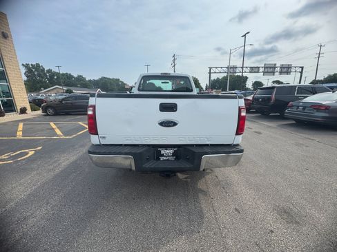 Used 2010 Ford F250 XLT AWD/4WD image 4