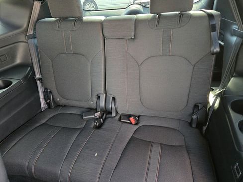 Certified 2025 Honda Pilot Sport image 17